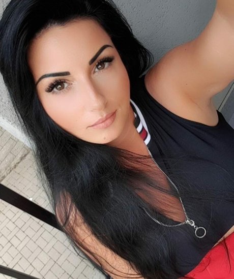 Naakte gelekte OnlyFans-foto van Rita Kyslinger
