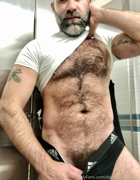 Naakte gelekte OnlyFans-foto van Damonandrosxxx