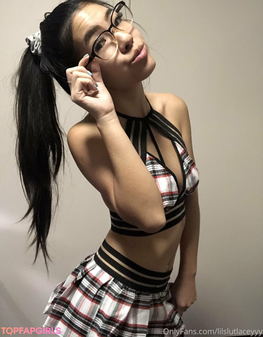 Naakte gelekte OnlyFans-foto van Lilslutlaceyyy #162 Naakte gelekte OnlyFans-foto van Lilslutlaceyyy #162