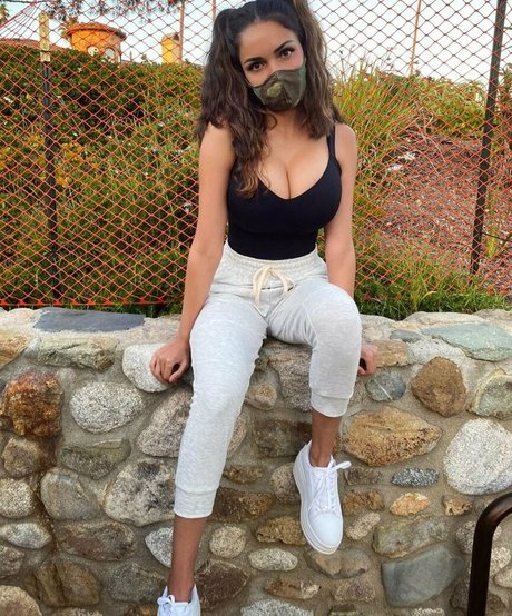 Tara Yazdi