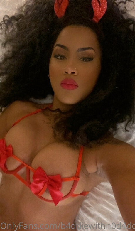 Naakte gelekte OnlyFans-foto van Sexykittyxxxx