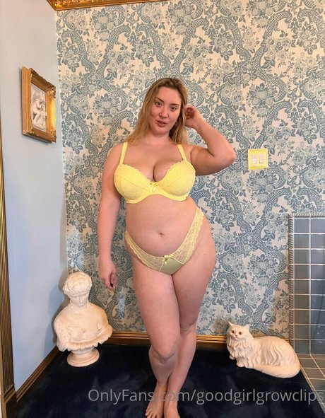 Naakte gelekte OnlyFans-foto van Goodgirlgrowclips