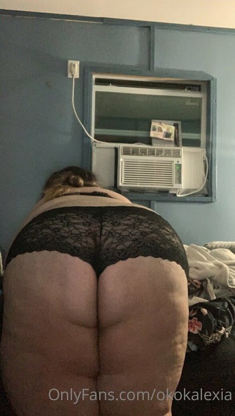 Naakte gelekte OnlyFans-foto van Imlivbby