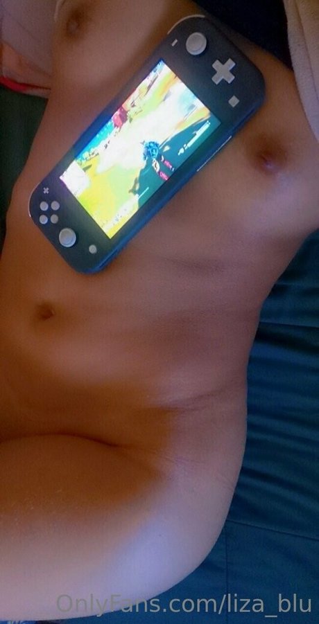 Naakte gelekte OnlyFans-foto van Lizablu
