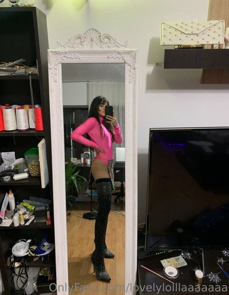 Naakte gelekte OnlyFans-foto van Lovelylolllaaaaaaa