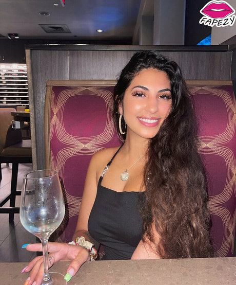 Naakte gelekte OnlyFans-foto van Venezuelan