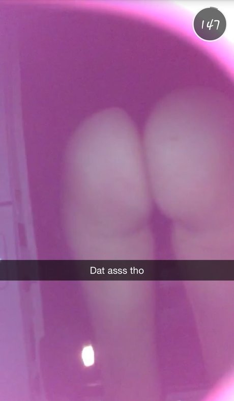 Naakte gelekte OnlyFans-foto van Rosievan