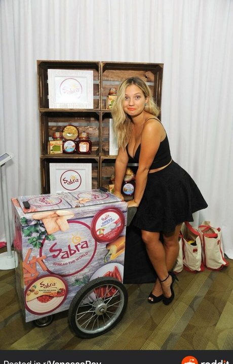 Vanessa Ray