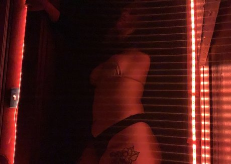 Naakte gelekte OnlyFans-foto van Basilbabyy