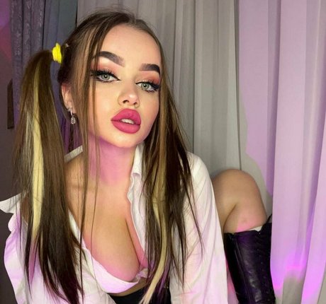 Naakte gelekte OnlyFans-foto van Tianacrystal