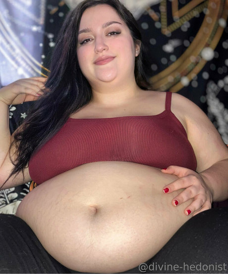 Naakte gelekte OnlyFans-foto van Divinehedonistfree