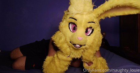 Naakte gelekte OnlyFans-foto van Naughtylouie
