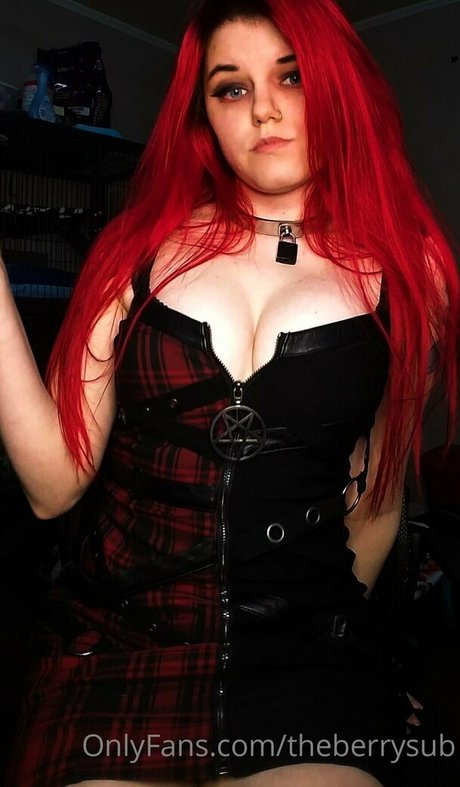 Naakte gelekte OnlyFans-foto van Theberrysub