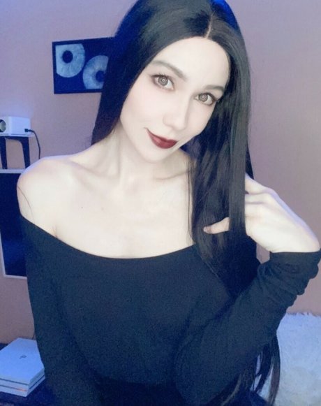 Naakte gelekte OnlyFans-foto van Coconut Kaya