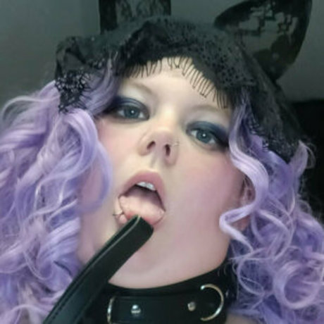 Naakte gelekte OnlyFans-foto van Ellbabyvip
