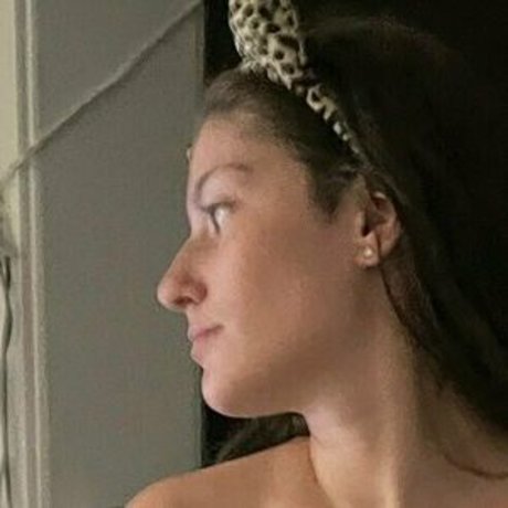 Naakte gelekte OnlyFans-foto van Hiyahoneyxo