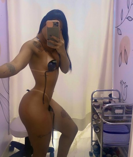 Naakte gelekte OnlyFans-foto van Thay Salles