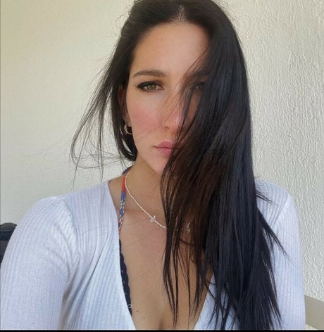 Naakte gelekte OnlyFans-foto van Jenny Disney
