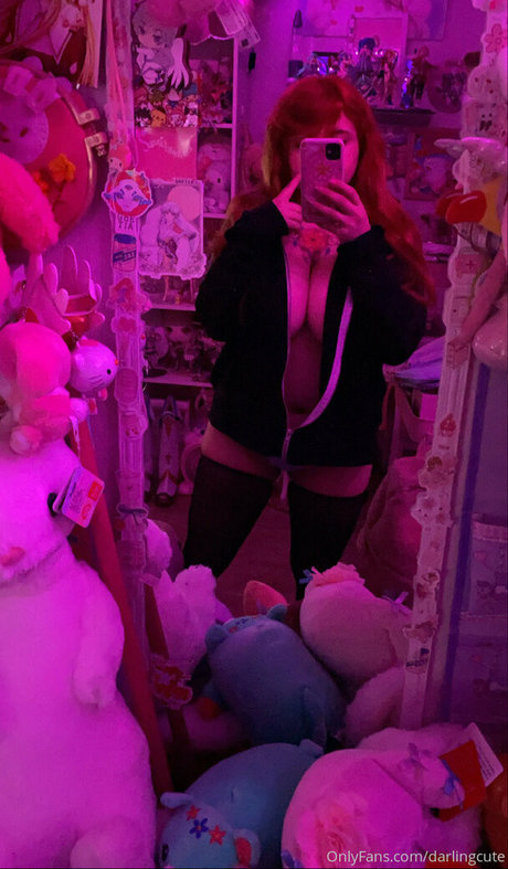 Naakte gelekte OnlyFans-foto van Darlingcute