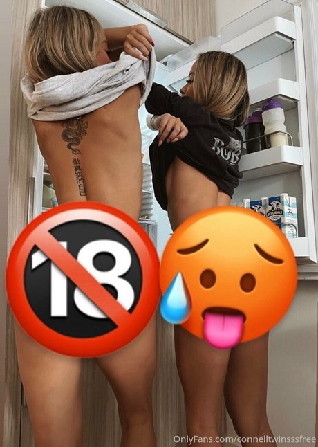 Naakte gelekte OnlyFans-foto van Connelltwinsssfree