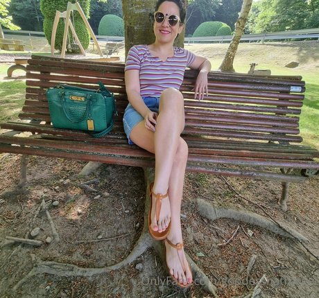 Goddesshathafeet
