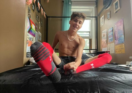 Naakte gelekte OnlyFans-foto van Thebasilgray