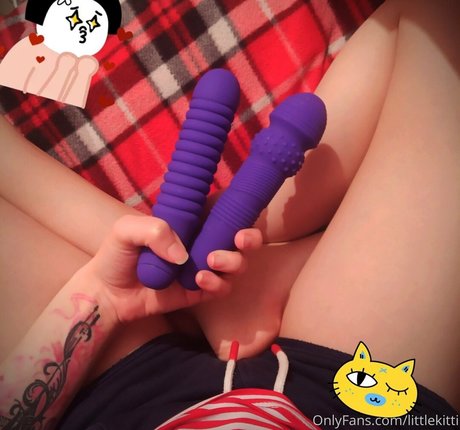 Naakte gelekte OnlyFans-foto van Littlekitti