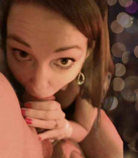 Naakte gelekte OnlyFans-foto van Sexycamgirllive
