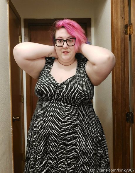Naakte gelekte OnlyFans-foto van Kinky907