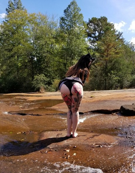 Poppycarminexxx