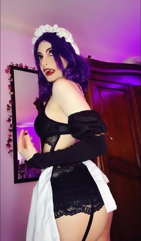 Naakte gelekte OnlyFans-foto van Dragoncosplays