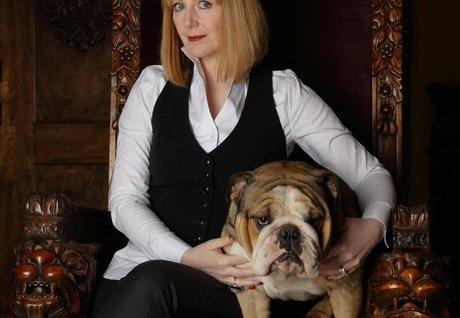 Naakte gelekte OnlyFans-foto van Yvette Fielding