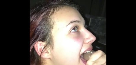 Naakte gelekte OnlyFans-foto van Ghodly