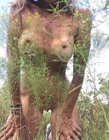 Naakte gelekte OnlyFans-foto van Kimberleysadventures