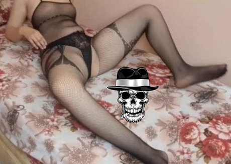 Naakte gelekte OnlyFans-foto van Khalissa El Hanchiy