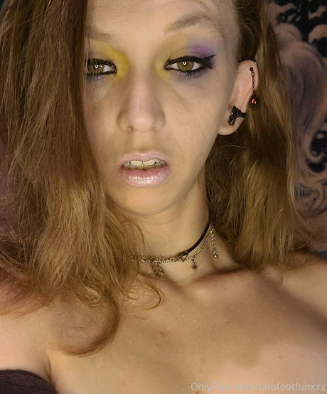 Naakte gelekte OnlyFans-foto van Tarafootfun