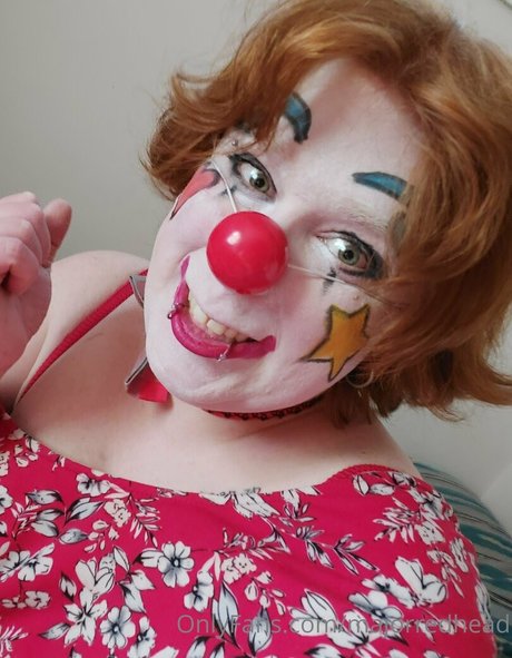 Naakte gelekte OnlyFans-foto van Majorredhead
