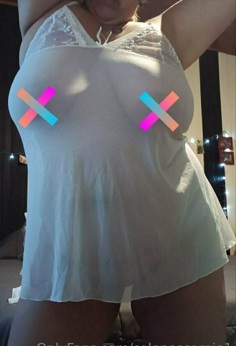 Naakte gelekte OnlyFans-foto van Solenescorpio1