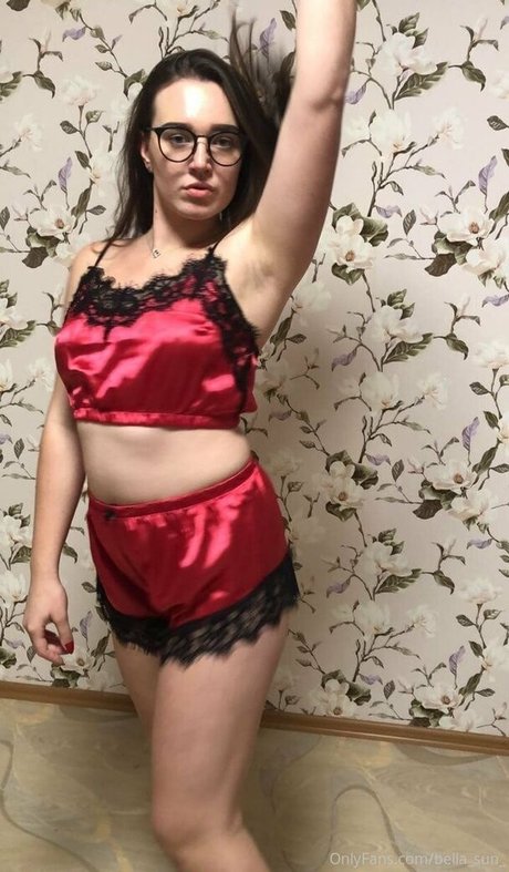 Naakte gelekte OnlyFans-foto van Bellasun