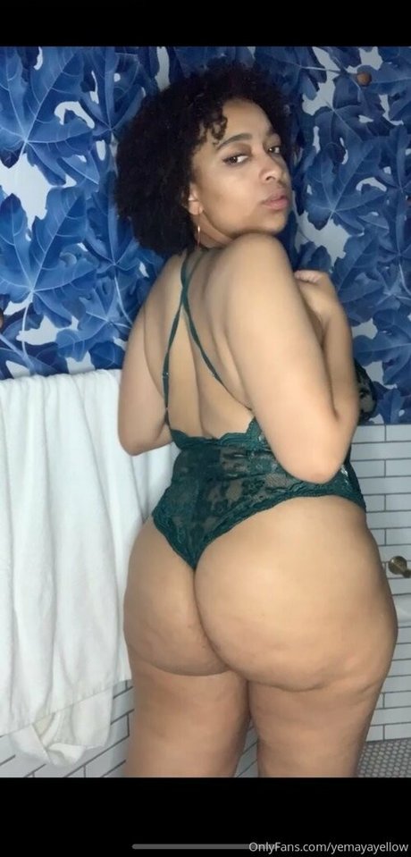 Naakte gelekte OnlyFans-foto van Frenchkiss