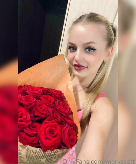 Naakte gelekte OnlyFans-foto van Meryscott