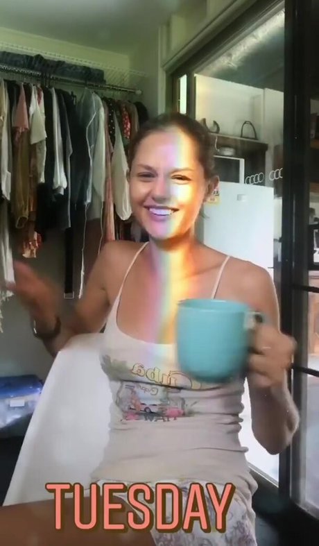 Isabelle Cornish