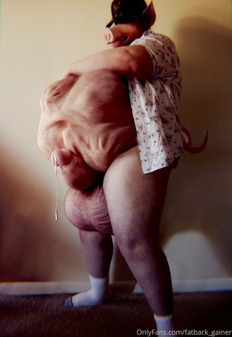 Naakte gelekte OnlyFans-foto van Fatbackgainer