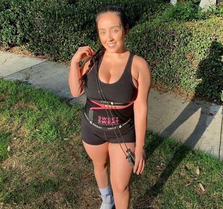 Naakte gelekte OnlyFans-foto van Alissandra Segura