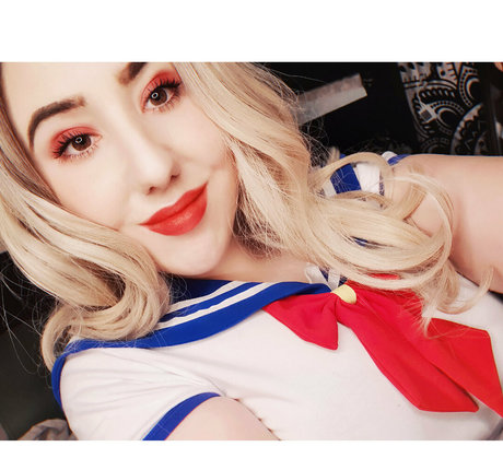 Naakte gelekte OnlyFans-foto van Gothickitti