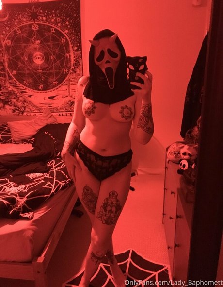 Naakte gelekte OnlyFans-foto van Diilestrange