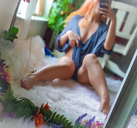 Naakte gelekte OnlyFans-foto van Spicywookiee