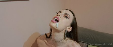 Naakte gelekte OnlyFans-foto van Aurorawhitewhale