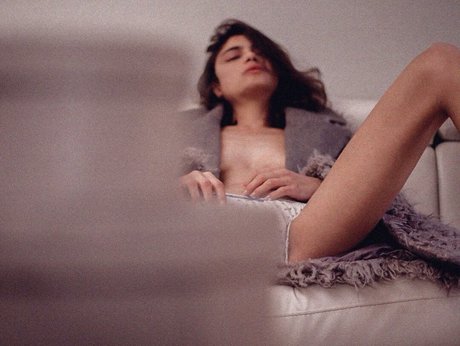 Naakte gelekte OnlyFans-foto van Hadar Shirakel
