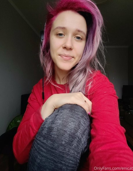 Naakte gelekte OnlyFans-foto van Enicat